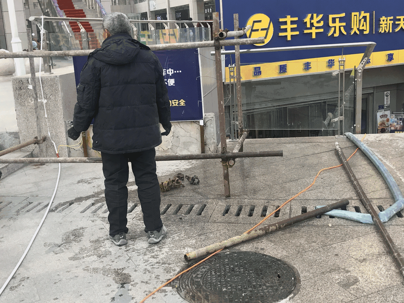 21414126bf1f5622061f4ff3ba2afba4.gif