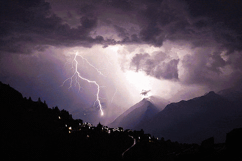 715d24a76e8d86308ca17f6b0cf570bb.gif